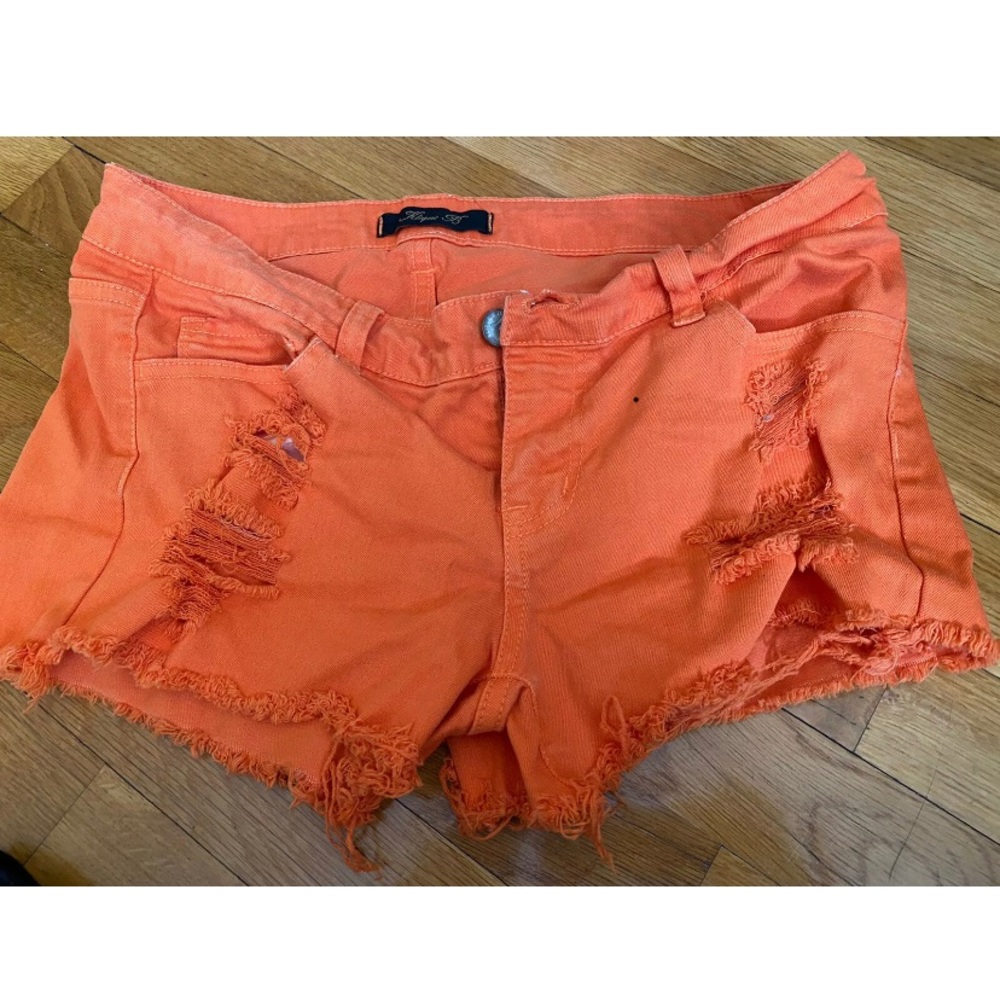 Denim orange short shorts by Kilque B size m